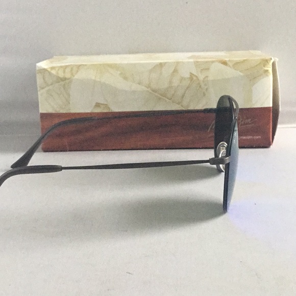 MAUI JIM LITTLE MAKS TITANIUM POLARIZED . - Picture 4 of 8